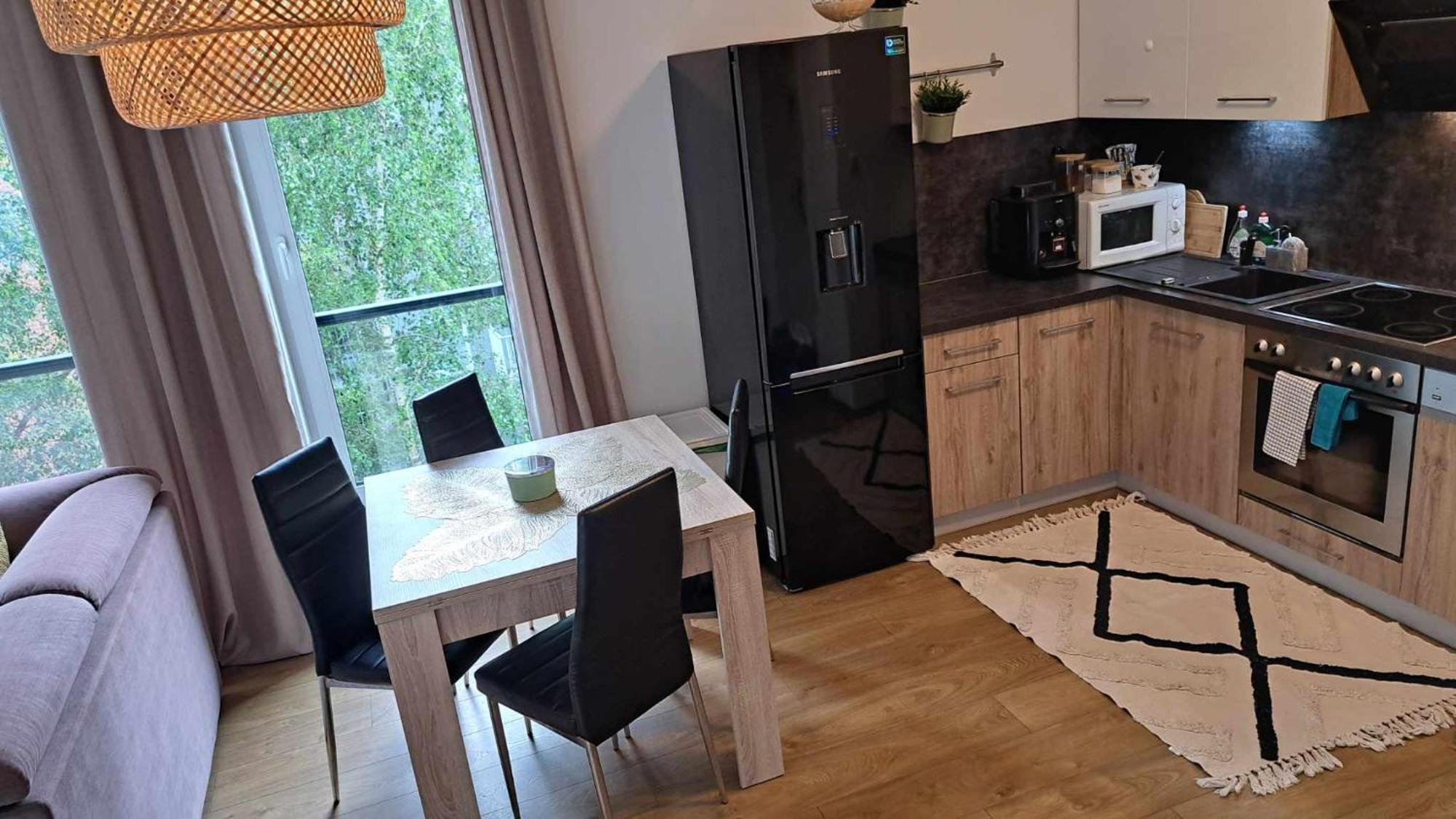 310 Apartment